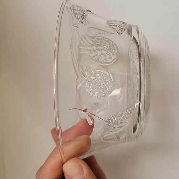 French Jam Berry Bowl Textured Design Raspberries & Leaves Clear Glass. - Picture 3 of 8